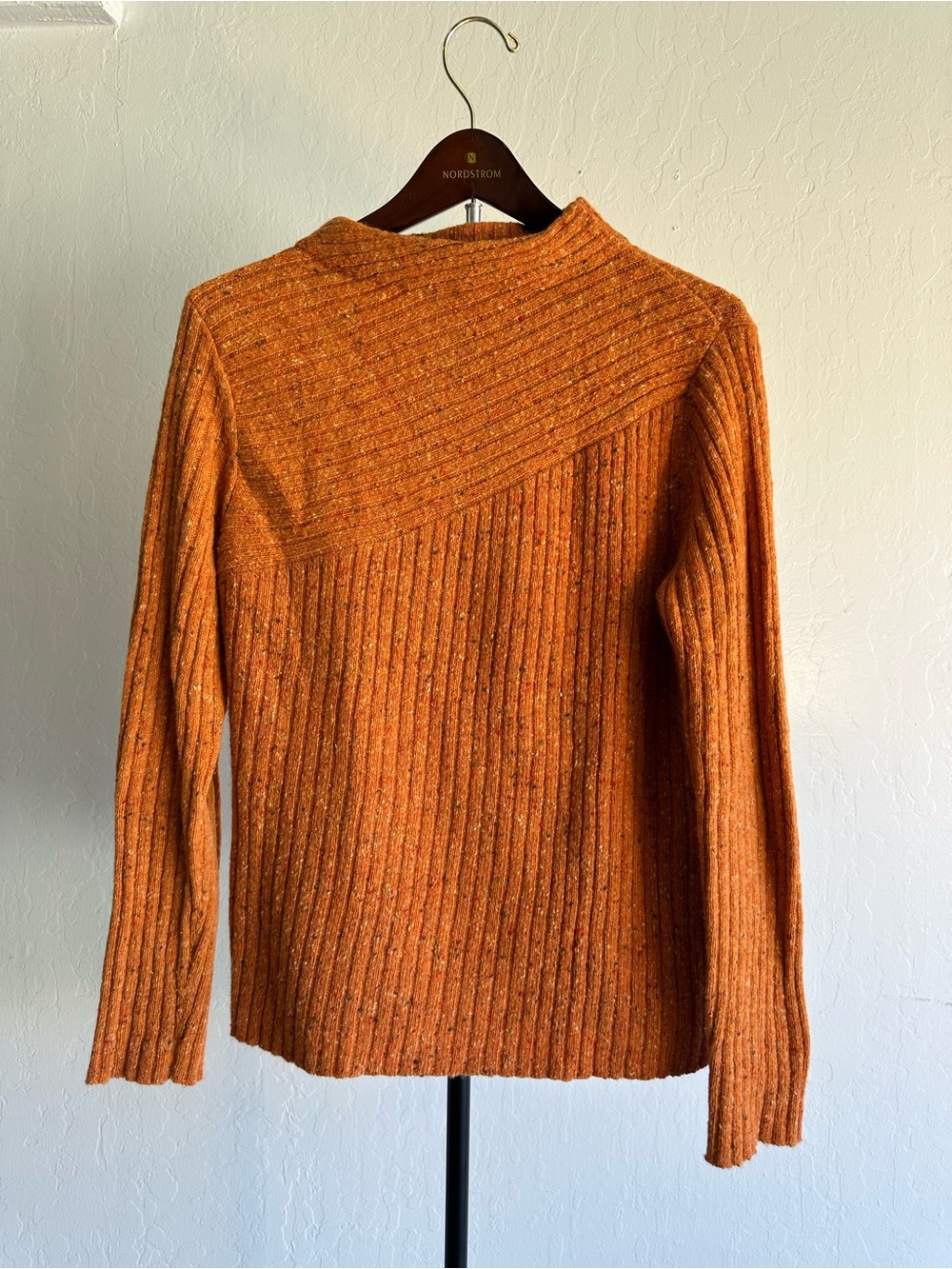 Classiques Entier Ribbed Orange Crewneck Sweater with Speckle Detail